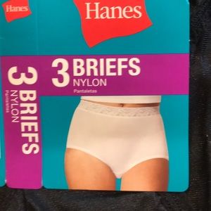 3 pair Hanes women’s briefs nylon size 7 lace top